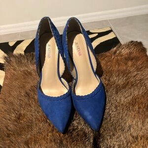JustFab Blue suede shoes!